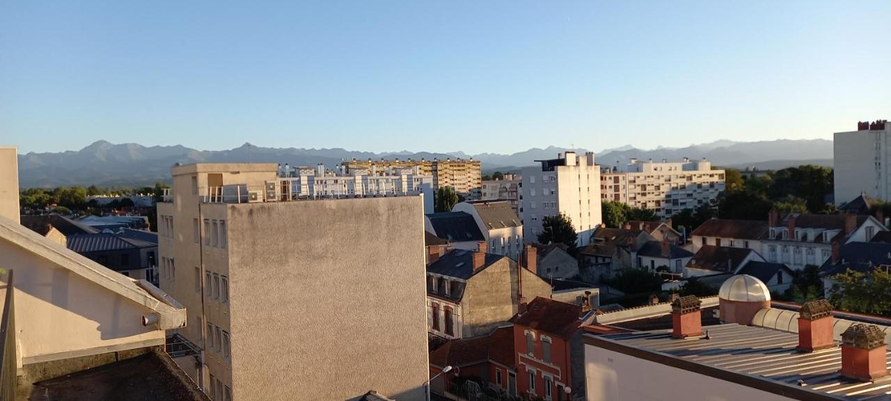 Appartamento La Dolce Vita -T2 52m2- dernier étage- terrasse-parking-WIFI FIBRE Tarbes Esterno foto
