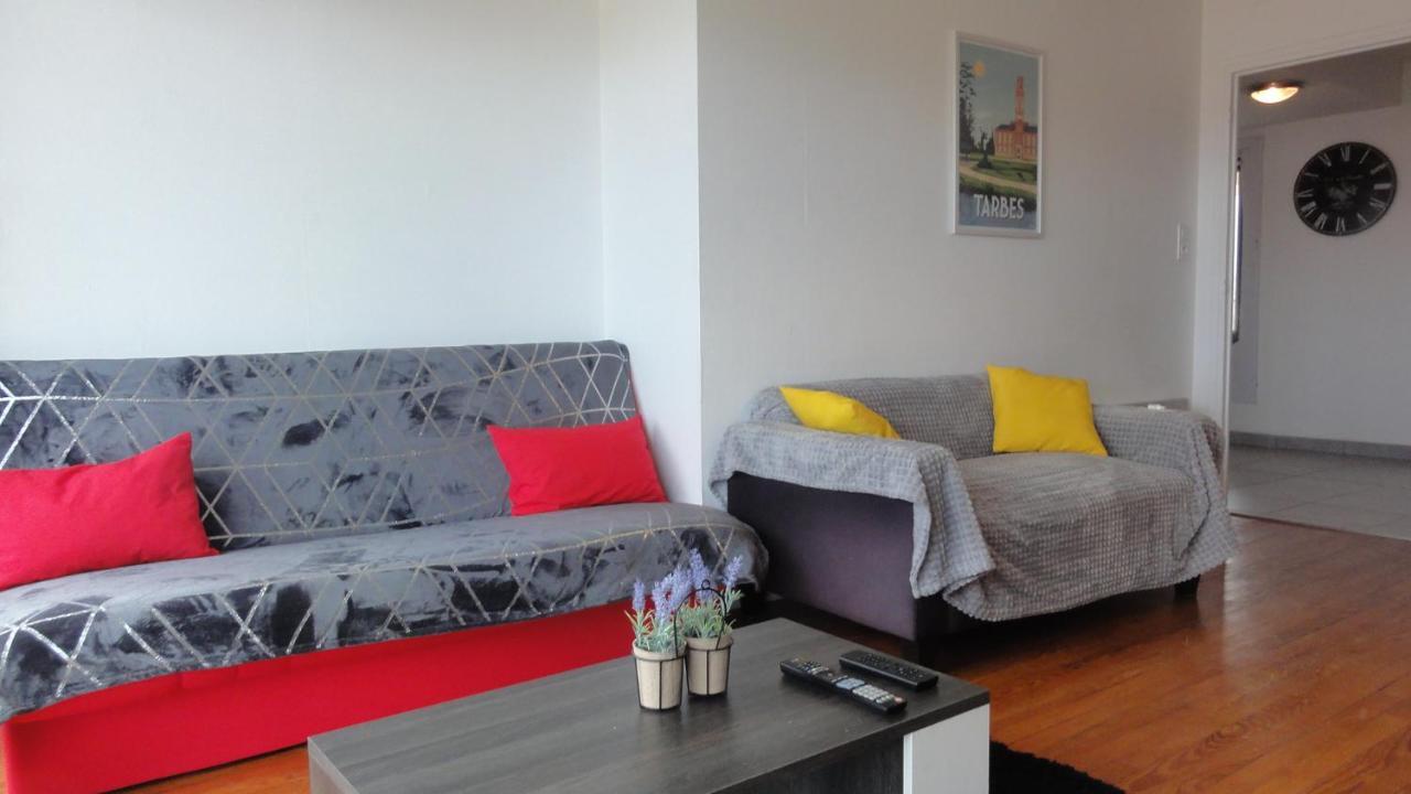 Appartamento La Dolce Vita -T2 52m2- dernier étage- terrasse-parking-WIFI FIBRE Tarbes Esterno foto