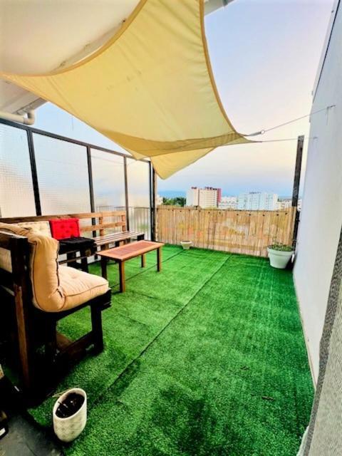 Appartamento La Dolce Vita -T2 52m2- dernier étage- terrasse-parking-WIFI FIBRE Tarbes Esterno foto